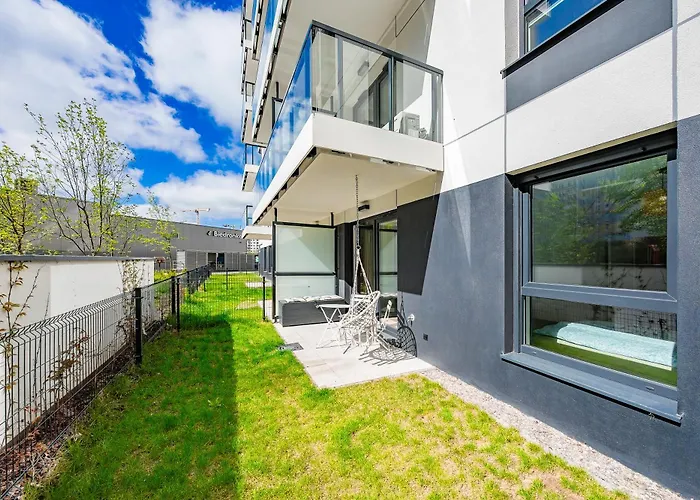 شقة Hello Sea Salt Z Ogrodkiem I Prywatnym Miejscem Postojowym غدانسك