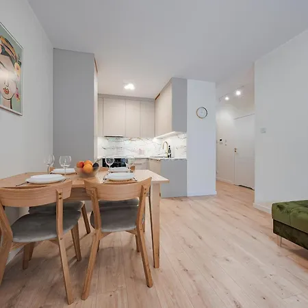 Hello Sea Salt Z Ogrodkiem I Prywatnym Miejscem Postojowym Apartman
