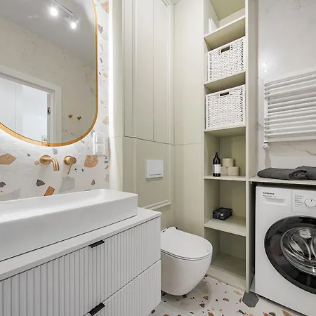 Hello Sea Salt Z Ogrodkiem I Prywatnym Miejscem Postojowym Apartman Gdańsk